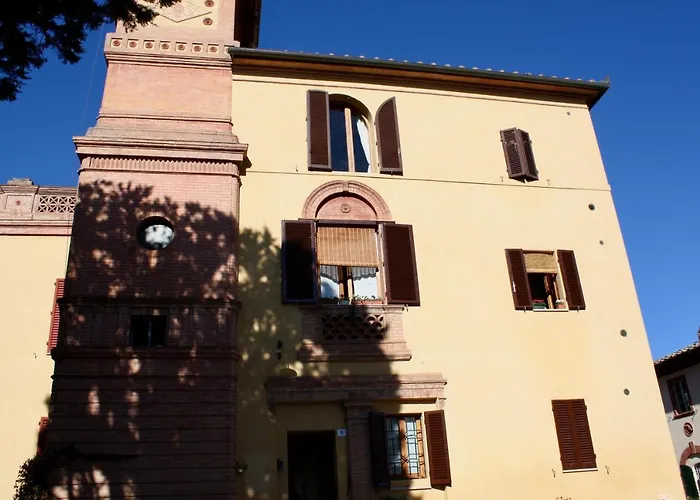 La Torre Di Caprera سيينا