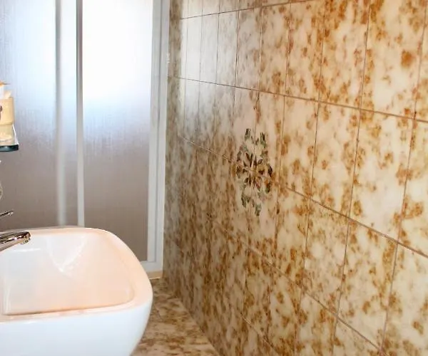 شقة La Torre Di Caprera *