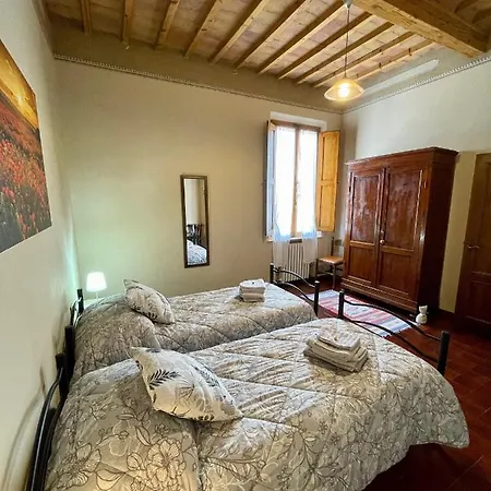 Апартаменти La Torre Di Caprera Сієна